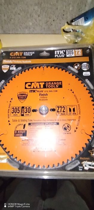 Panze circular 300 x 30 Freud si CMT