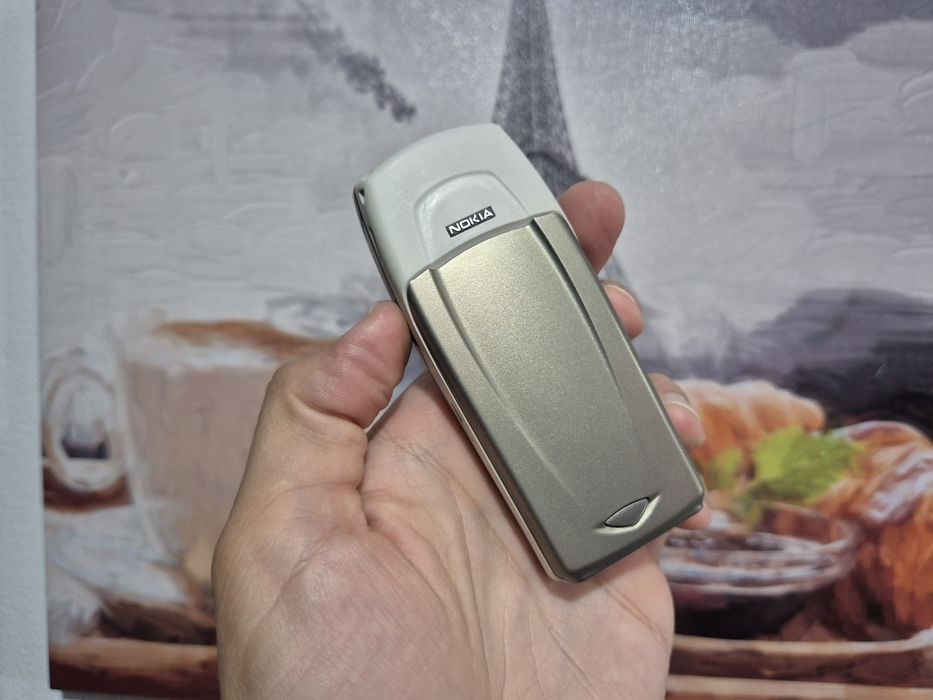 Nokia 6100 - ca nou!
