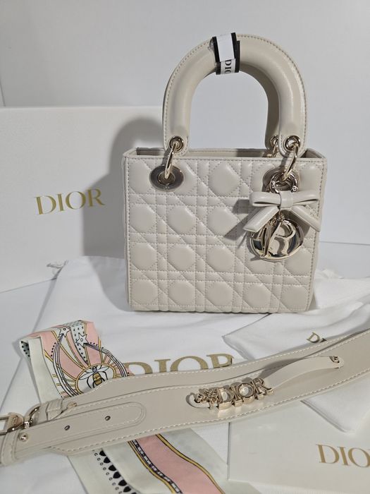 Налична чанта Lady Dior