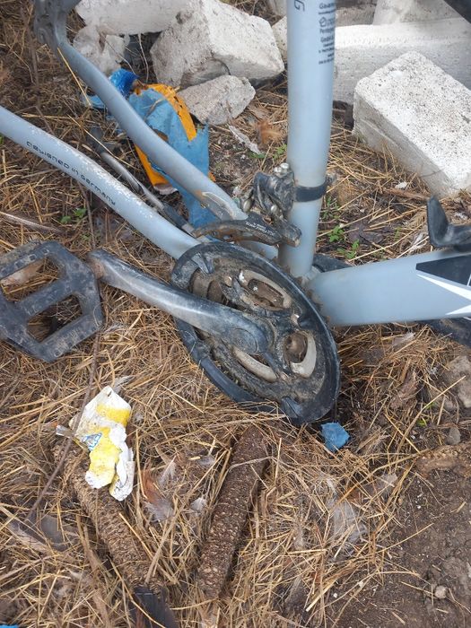 Cadru bicicleta + jante cu spițe groase