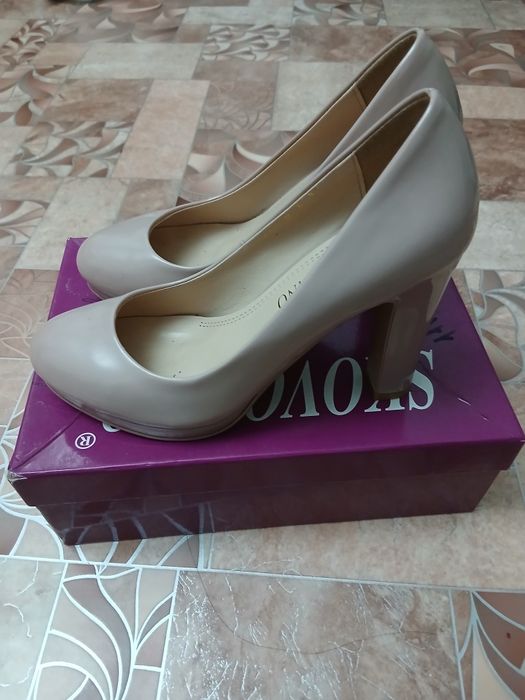 Продам срочно туфли б/у