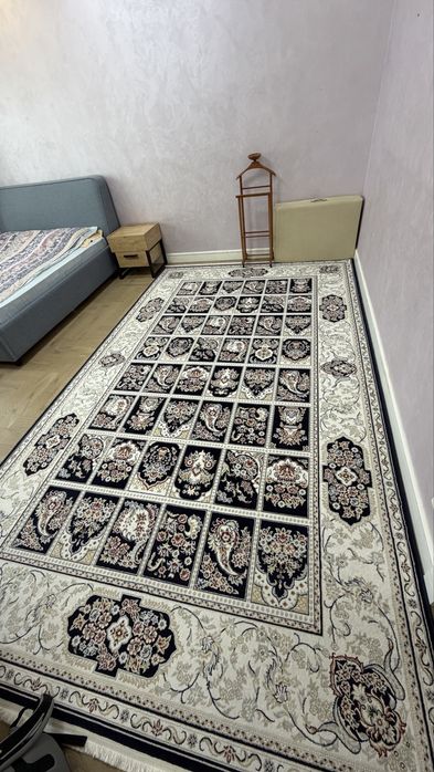 Ковёр в отличном состоянии