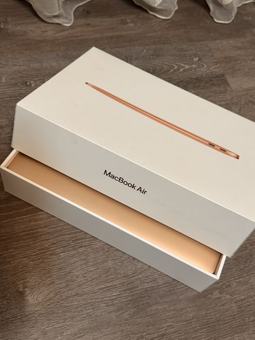 Vand Macbook Air 13, M1