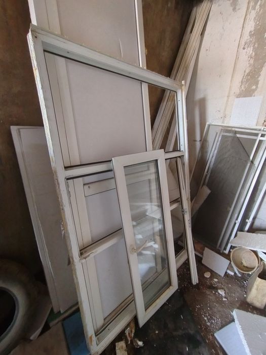 Продам пластиковые окно