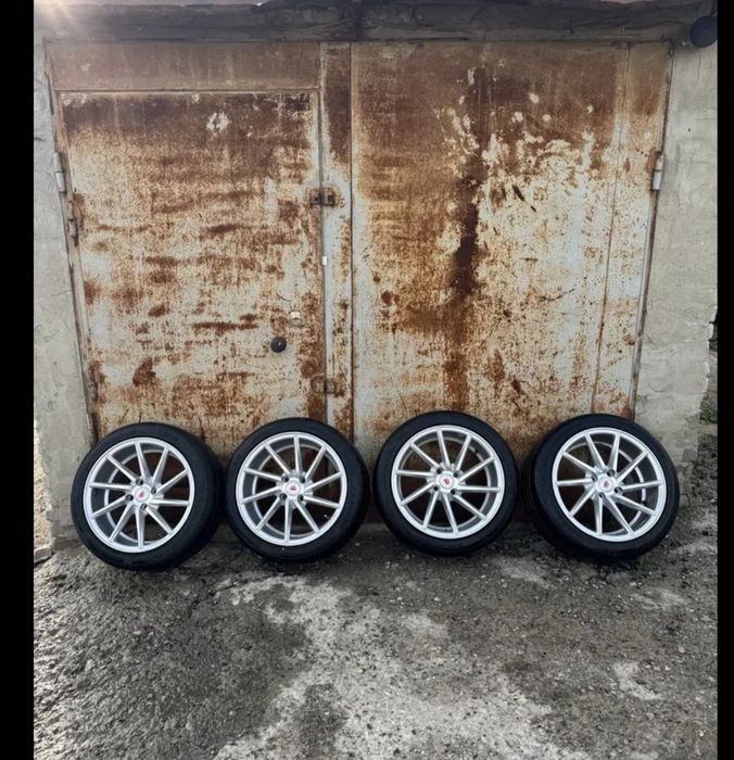 Продам диски 16е на зимней резине