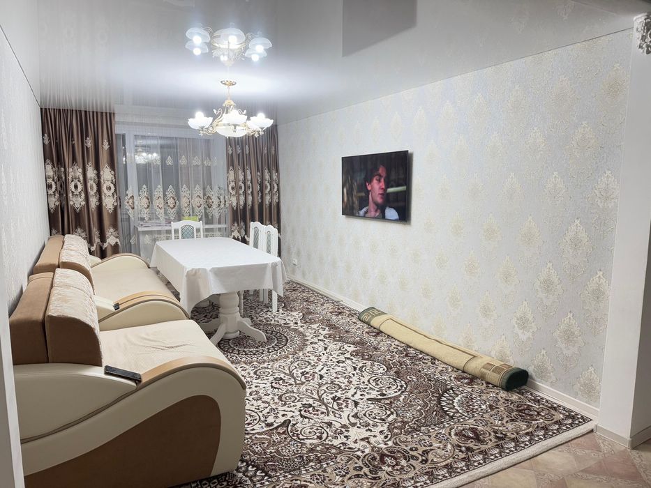Продам 4 комнатную квартиру