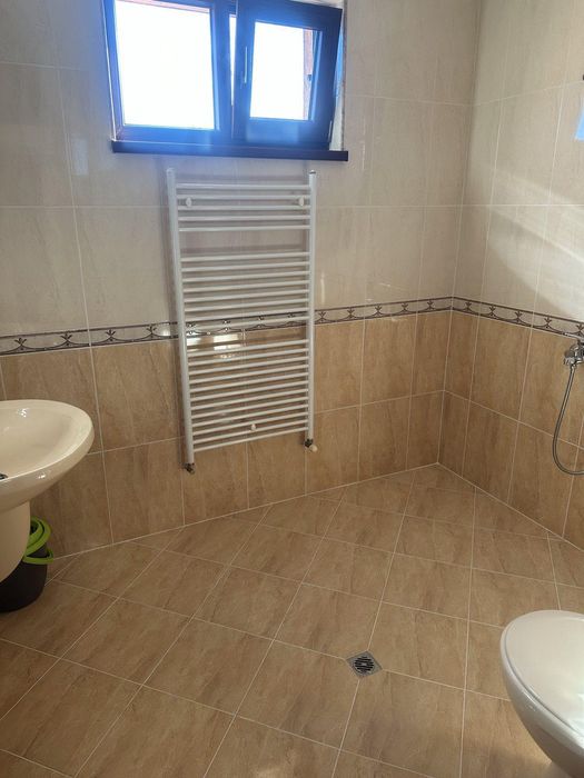 Дава се под наем Къща в Божурище - 120 кв.м за 847.62 € - Снимка #8