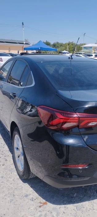 Chevrolet onix primyer+