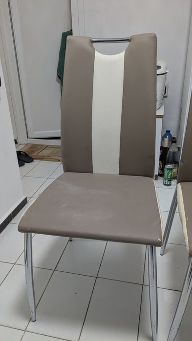 Столове  10 евро за брои