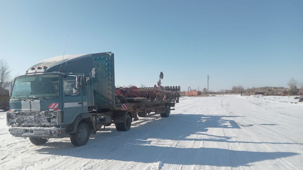 Ивеко тягач с полуприцепом