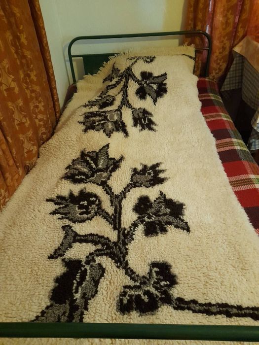 Родопски китеници, черги, одеяла