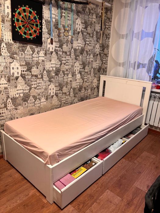 Продам кровати из IKEA