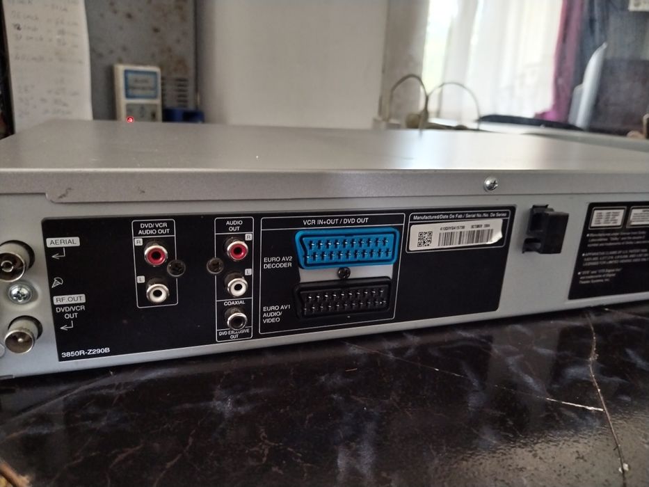 Combo dvd și VCR model LG vc8804