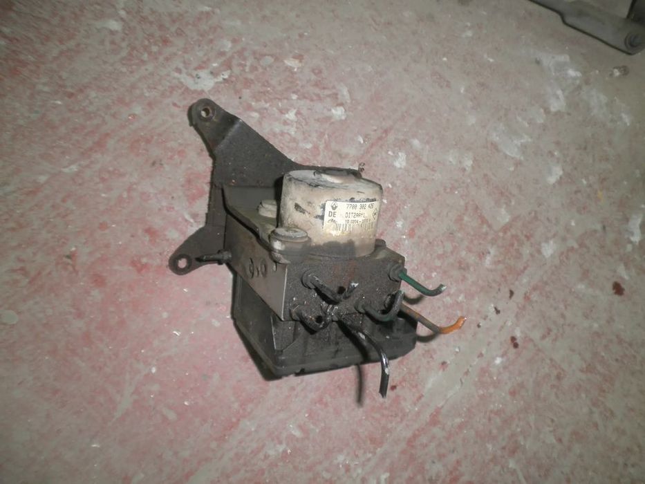 pompa abs renault master 2.5 , opel movano, 7700302426