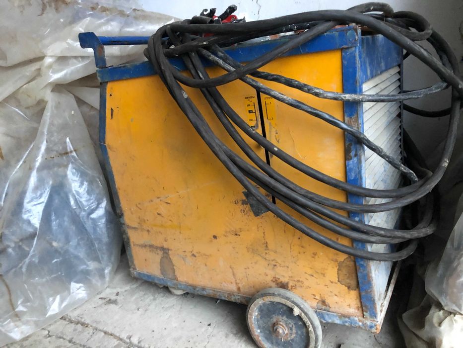 Сварочный трансформатор аппарат 380 Вт. б/у