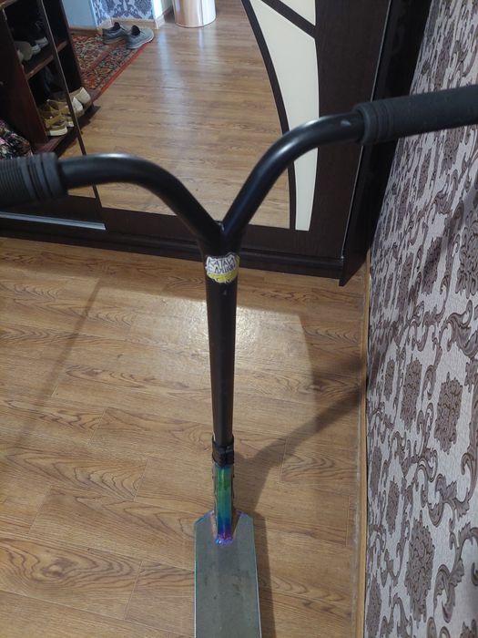 Самокат трюковой Limit