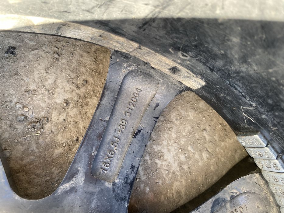 Продам диски  размер 16