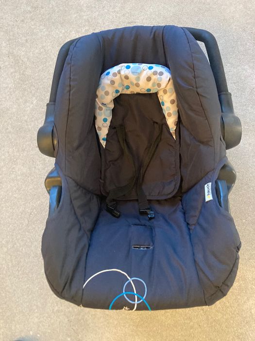 Столче за кола и пренос на бебе