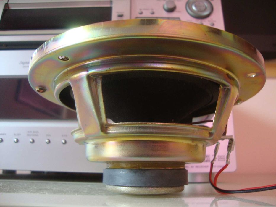 Продавам бас Panasonic