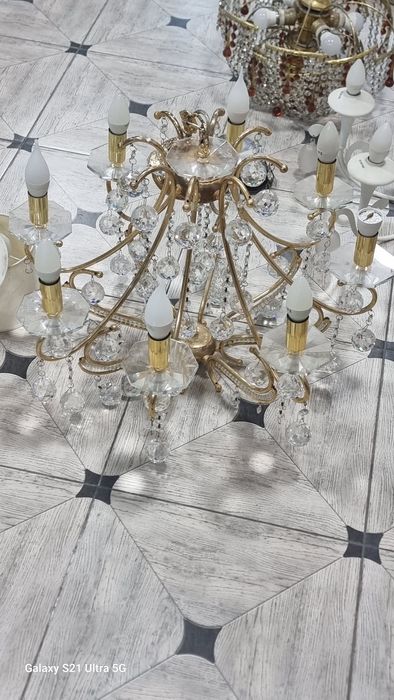 Продам люстры недорого!