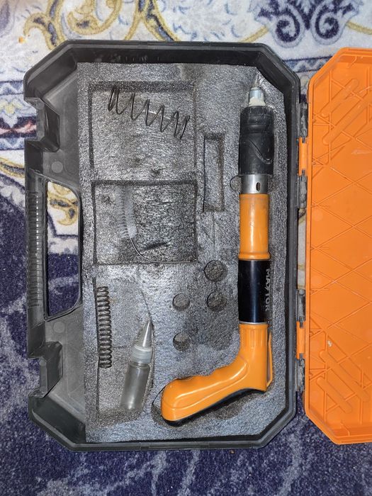lazer , perfarator , pistolet