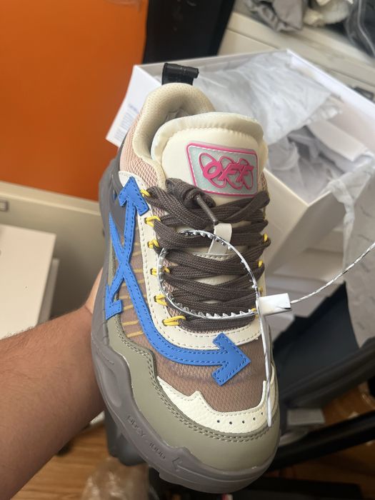 Off white odsy (marimi 41;42)