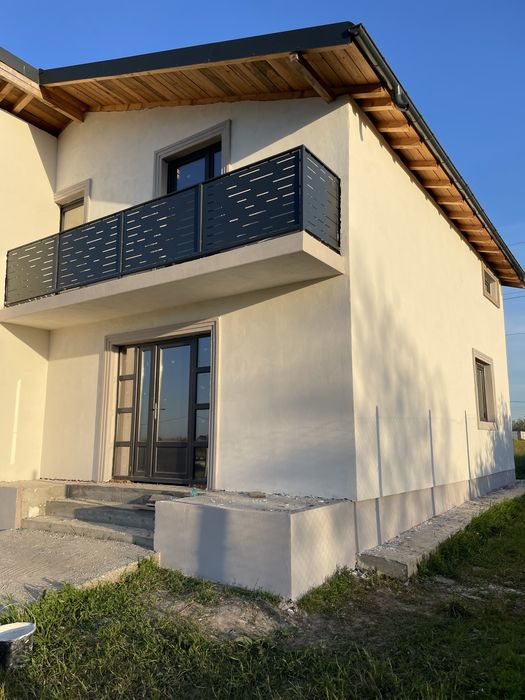 Case de vanzare Piatra Olt
