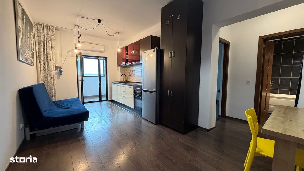 Apartament 2 camere, balcon, etaj 4, 72mp