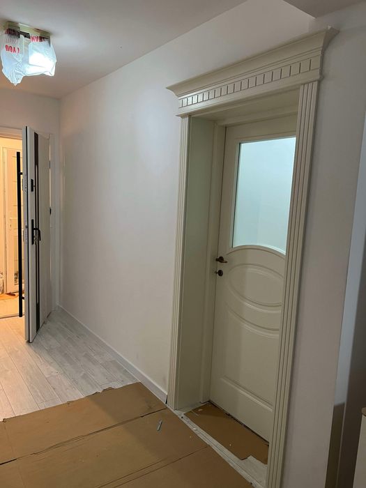 Montaj usi si parchet