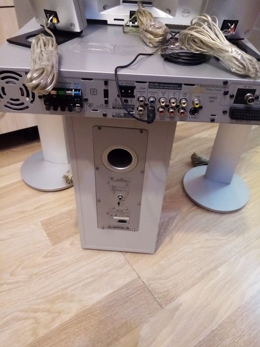 Домашно кино Филипс 5.1