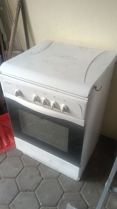 Продам газ плиту