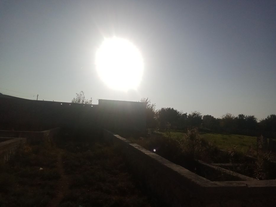 Участка сотилади