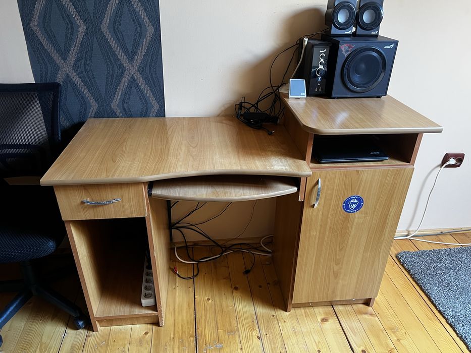 Masa de birou din lemn