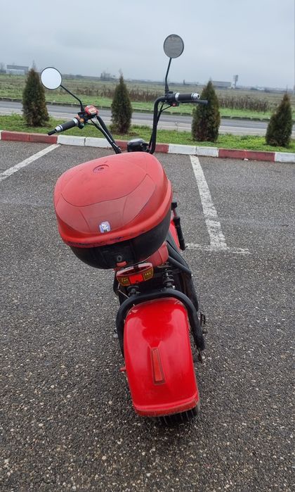 Vând scuter electric