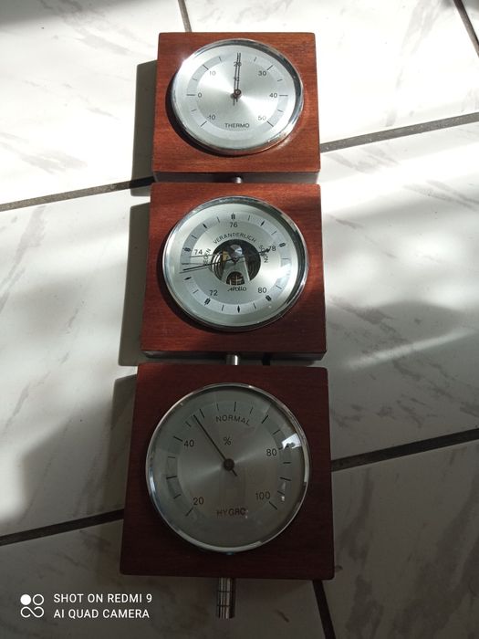 Колекция немски барометри.
