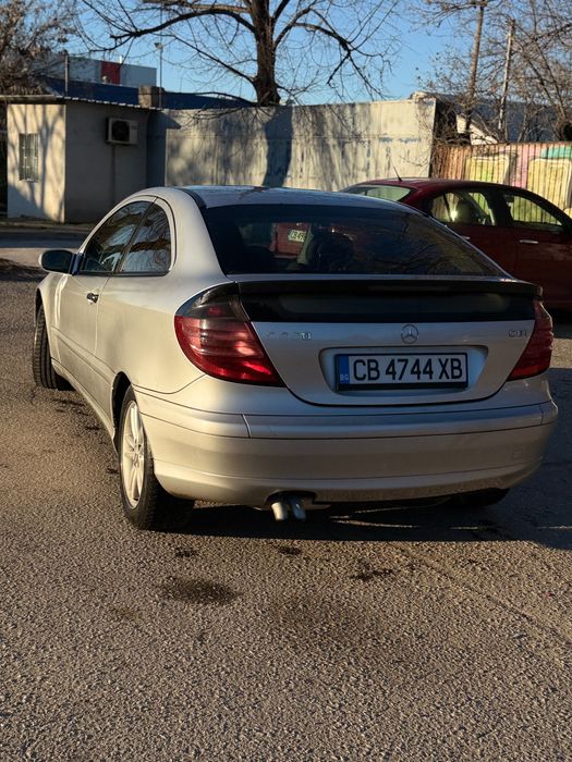 Продава се Мерцедес c220