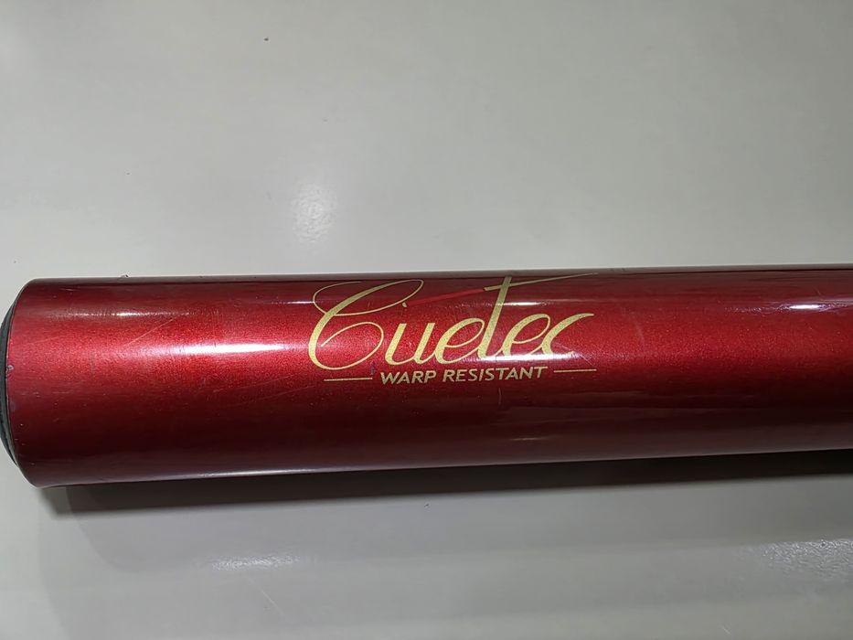 Биллиардный кий,