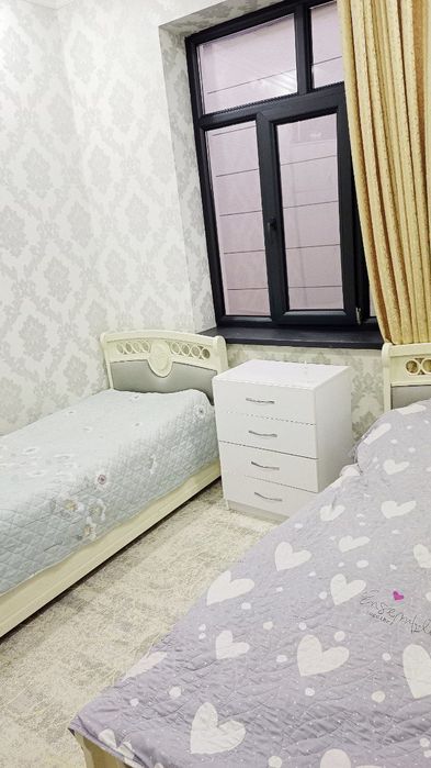 Tashmi poʻstidan 4 km kirganda Koksaroyda joylashgan fayzli mahallada