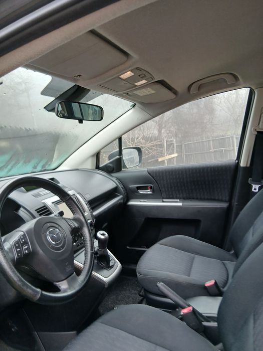 Vand mașină Mazda 5