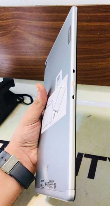 Tableta Lenovo Tab M10 FHD Plus