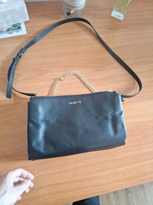 Geantă Musette New Elisabeth – Piele Naturală Neagră, Accesorii Aurii (Albina)
