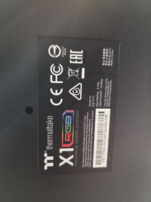 Thermaltake X1 RGB cherry MX Blue - механична геймърска клавиатура