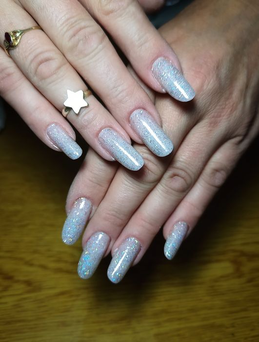 Unghii cu gel și oja semipermanenta in sectorul 4, București