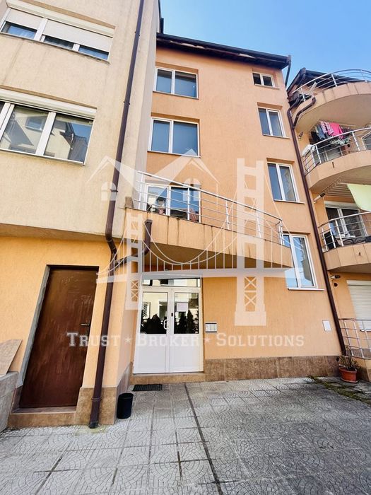 Продава се Тристаен апартамент в София, Карпузица - 101 кв.м за 2426 €/кв.м - Снимка #1