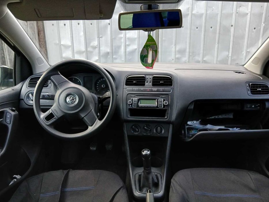 VOLKSWAGEN Polo 2010 — imagine 4