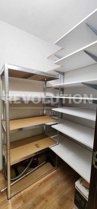 ПРОСТОРЕН тристаен апартамент в района на Лятно кино Тракия!