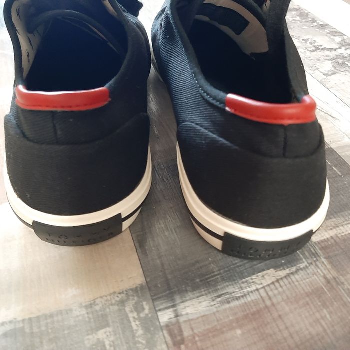 Tomi Hilfinger  43 номер