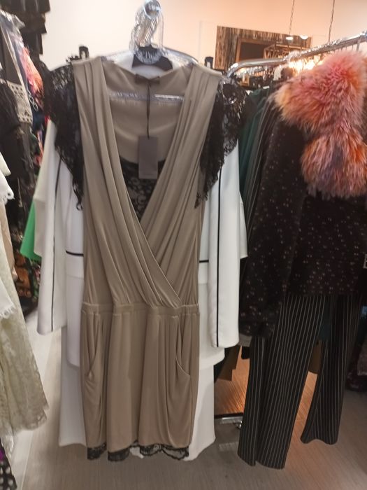 Продам платье на девушку