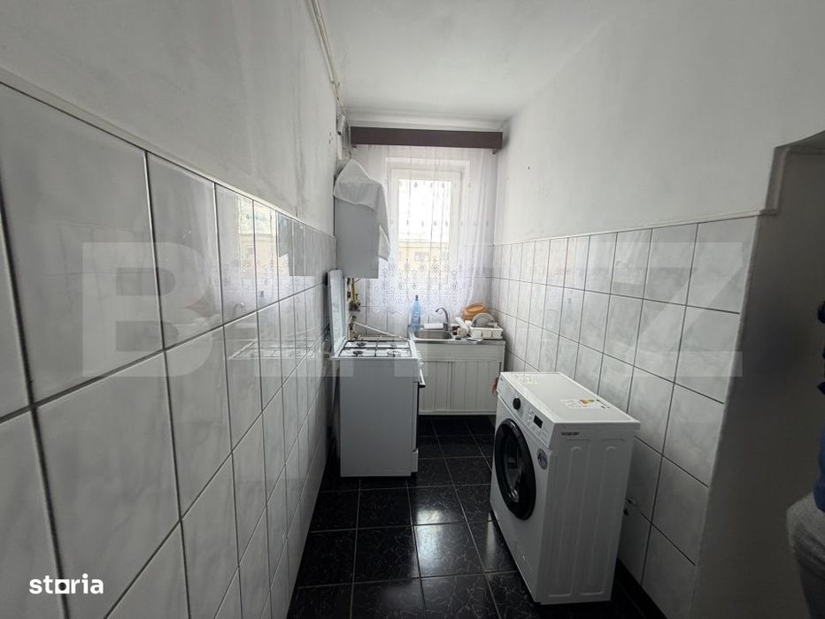 Apartament 2 camere decomandat, zona 8 Mai