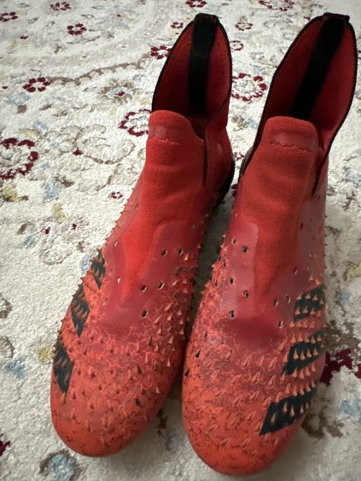 Продам бутсы предатор фрик